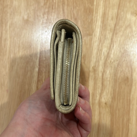 GUCCI WALLET - Picture 4 of 16